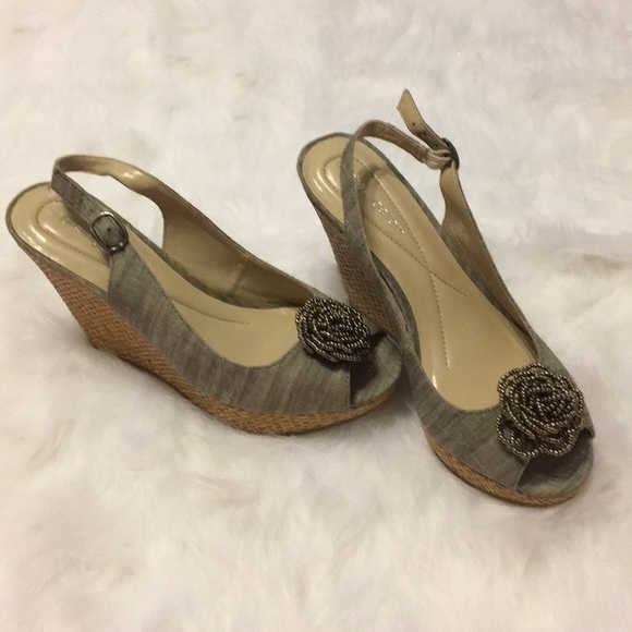 Andrew Geller Wedge Sling Backs - Picture 1 of 7